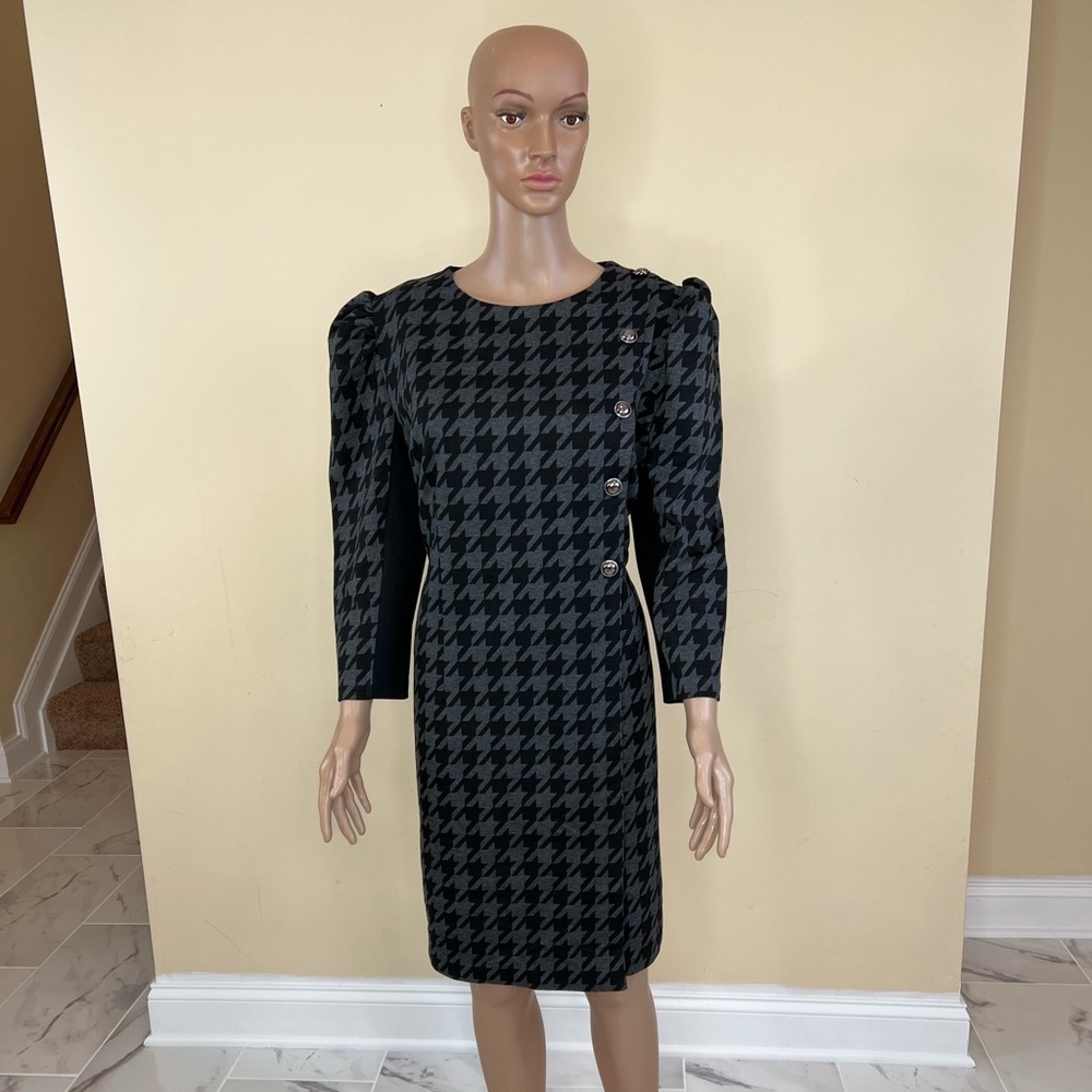 𝅺New York and company houndstooth sheath dress